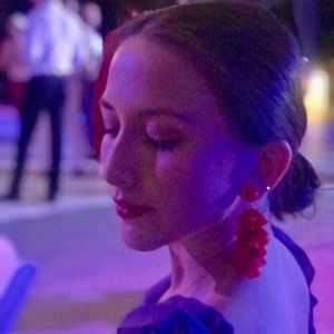 Meet your Posher, Valentina